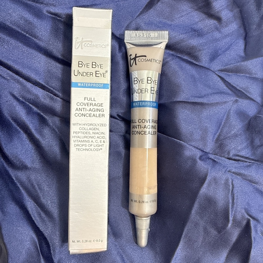 IT Cosmetics Bye Bye Under Eye Full Coverage Anti-Aging Waterproof Concealer New